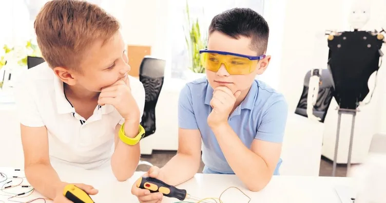 Ara eleman ıhtıyacına ortaokul çözümü