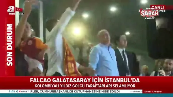 Radamel Falcao, Galatasaray için İstanbul'a geldi, Galatasaray taraftarlarına böyle 3'lü çektirdi!
