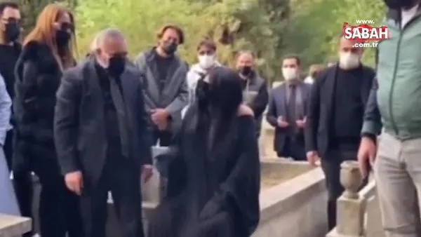 Diva lakaplı Bülent Ersoy'un, Babası Fikret Erkoç'un cenaze törenindeki sözleri sosyal medyada viral oldu! | Video