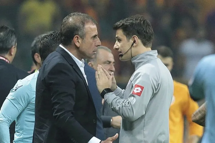 Galatasaray - Başakşehir maçı sonra flaş sözler! ’Fatih Terim bana tokat attı’