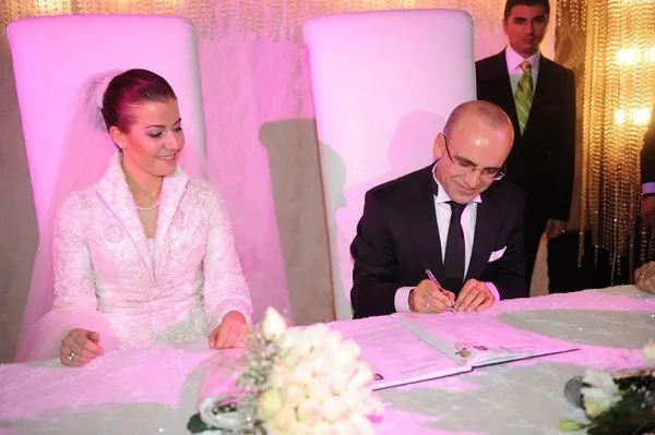 Maliye Bakanı Şimşek evlendi