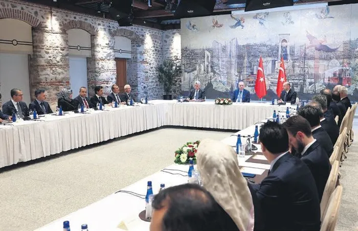 baskan-erdogan-musiad-heyetini-kabul-etti-1768601037810.jpeg