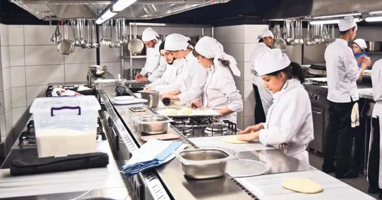 Mezuniyet öncesi iş deneyimi