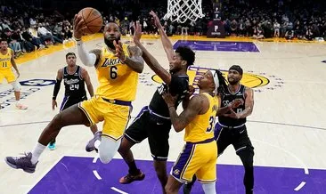 Lakers Sacramento Kings’i LeBron ile devirdi