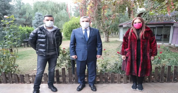 Alişan ve Demet Akalın Şanlıurfa’da