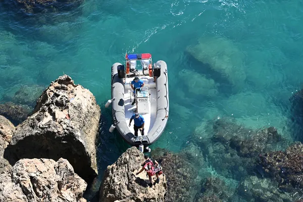 yer-antalya-her-yerde-araniyordu-nilin-cansiz-bedeni-falezlerde-bulundu-1790681505472.jpg