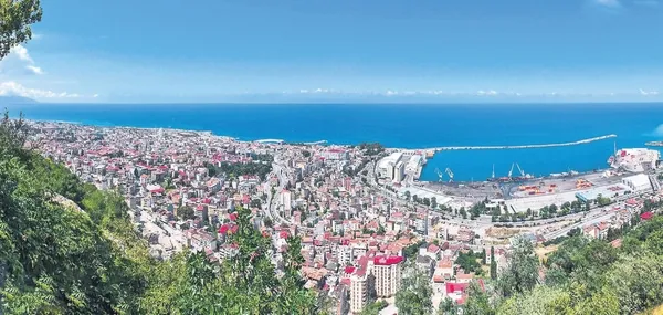 ogrenci-dostu-trabzon-sizleri-bekliyor-1785422964092.jpeg