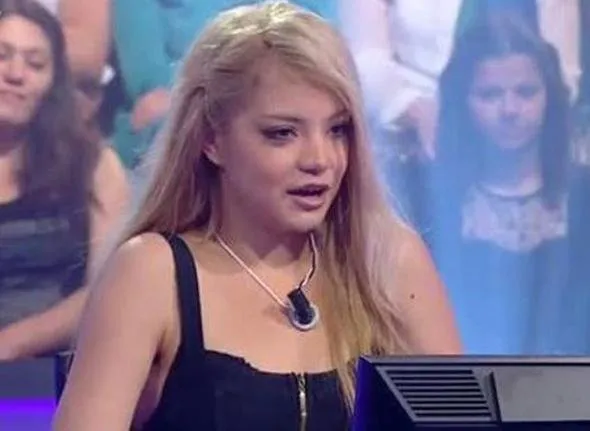 Buse Narci Nin Goz Rengi Gercek Mi Son Dakika Magazin Haberleri