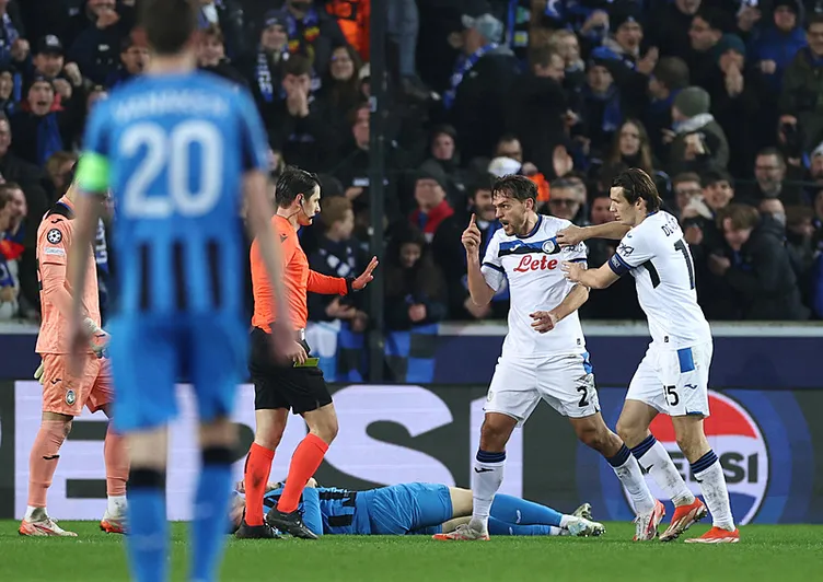 Son dakika haberi: İtalyanlar Halil Umut Meler’i hedef aldı! Club Brugge - Atalanta maçında olaylı son...