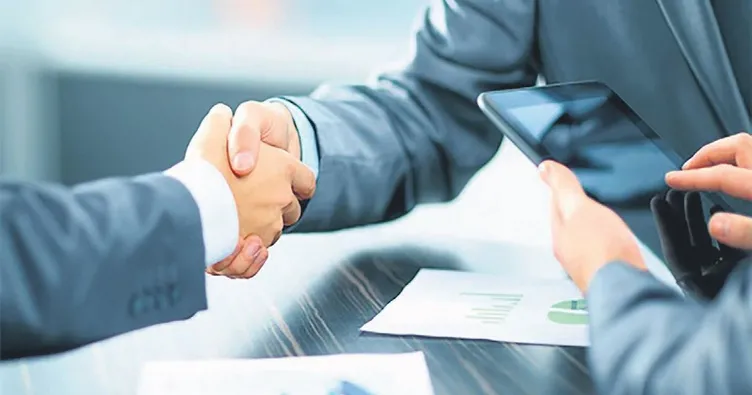 Her 100 mezundan 61’i iş buluyor