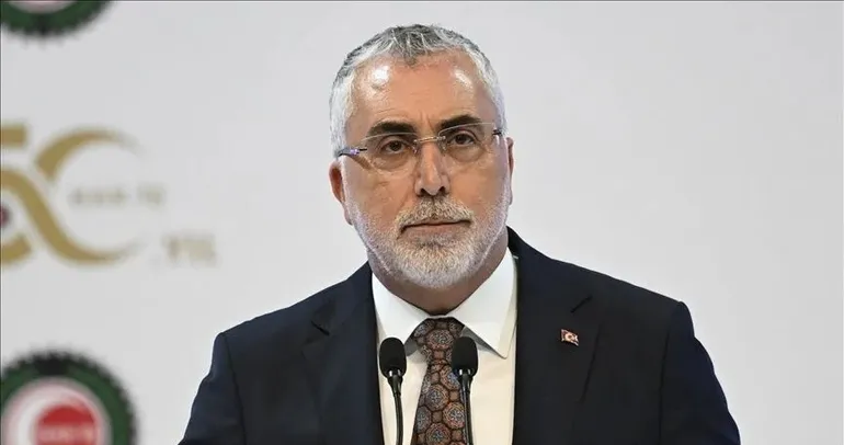Bakan Işıkhan'dan Başkan Erdoğan'a yönelik eleştiriye tepki