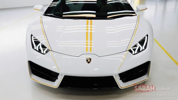 Papa’nın imzaladığı Lamborghini Huracan satıldı