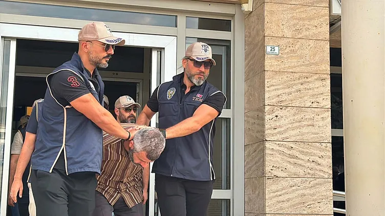 SON DAKİKA | 10 yıllık firarın beyni Ayşe Alanur Karatepe çıktı! Burkay Karatepe ile yazışmaları deşifre oldu: Sadece a planıyla yola çıkmışsınız