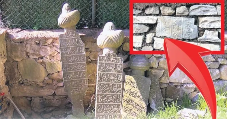 Tarihi mezar taşlarını duvar yaptılar