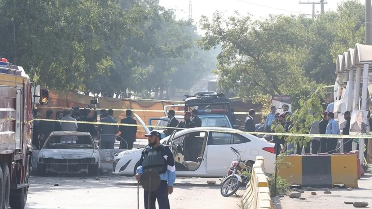 Polis aracının yanında infilak, 7 polis hayatını kaybetti