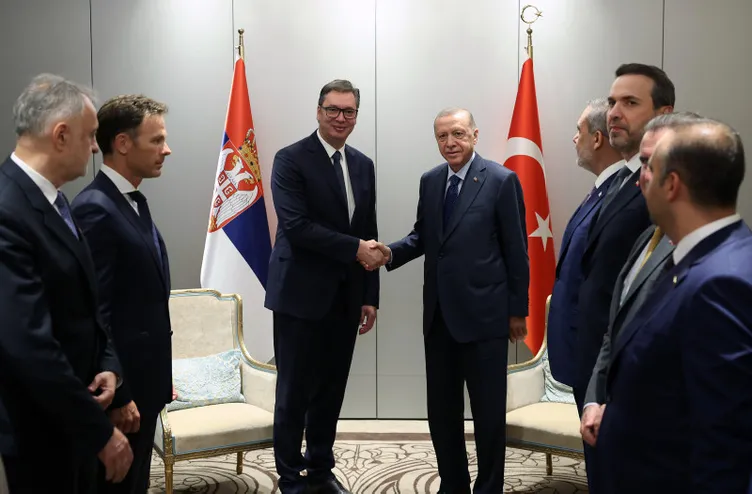 Başkan Erdoğan'dan Macaristan'da peş peşe kritik temaslar: Türkiye'nin AB üyeliği masada