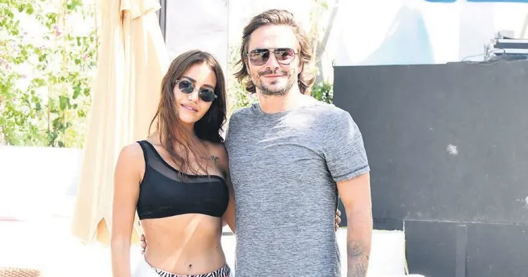 Ünlü çift Bodrum tatilini sürdürüyor