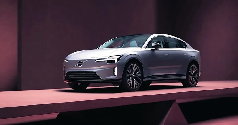 Premium otoda sedan rekabeti