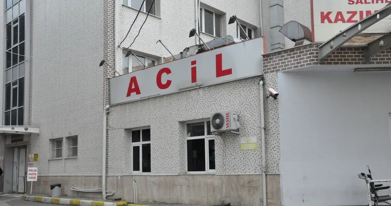 Manisa Salihli'de polis ekipleri olay yerinde inceleme yapıyor