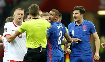 Polonya - İngiltere maçında Kyle Walker’a ırkçı saldırı iddiası! Saha bir anda karıştı…