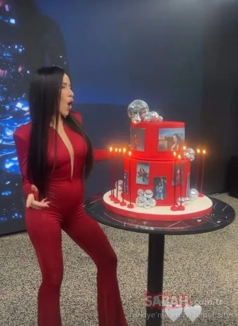 Kim der ki 50 yaşında! Burcu Güneş kırmızı tulumu ve yeni imajıyla beğeni topladı!