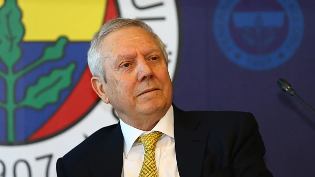 SON DAKİKA: Aziz Yıldırım, Fenerbahçe başkan adaylığını açıkladı