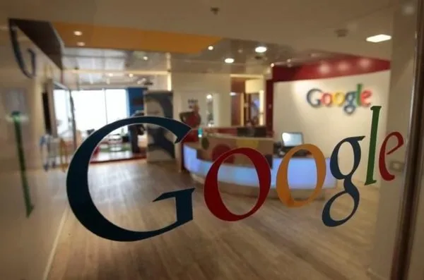 Google'dan kendini sildirmek için 400 bin TL harcadı!