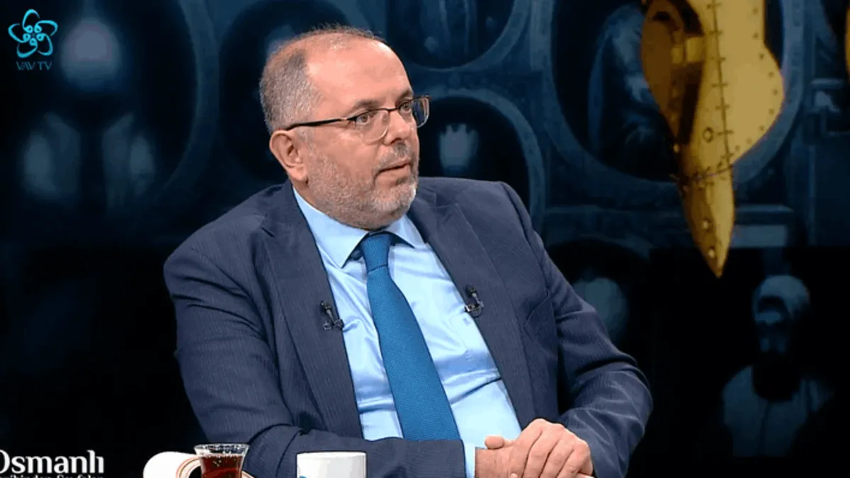 Fatih Sultan Mehmet kaç dil biliyordu? Prof. Dr. Erhan Afyoncu VAV TV’de anlattı! Fatih Sultan Mehmet kaç dil biliyordu? Prof. Dr. Erhan Afyoncu VAV TV’de anlattı!