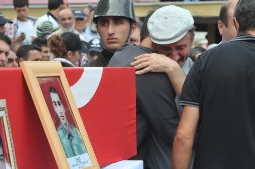 Türkiye şehitlerini uğurluyor
