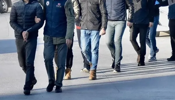 son-dakika-feto-teror-orgutune-yonelik-istanbul-merkezli-13-ilde-operasyon-78-supheli-kiskivrak-yakalandi-1783924433491.jpg