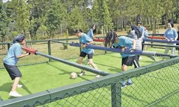 Doğanın içerisinde gençlik kampı