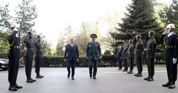 Milli Savunma Bakanı Akar, Kazakistanlı mevkidaşı ile görüştü