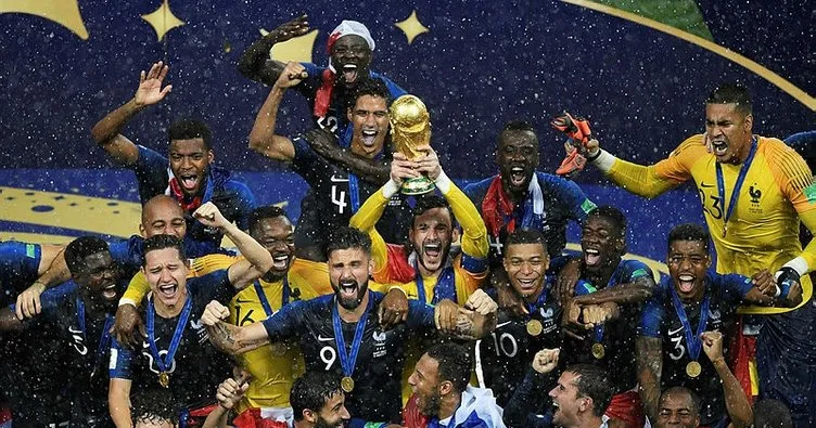 Fransa, Dünya Kupası’nda 20 yıllık hasrete son verdi