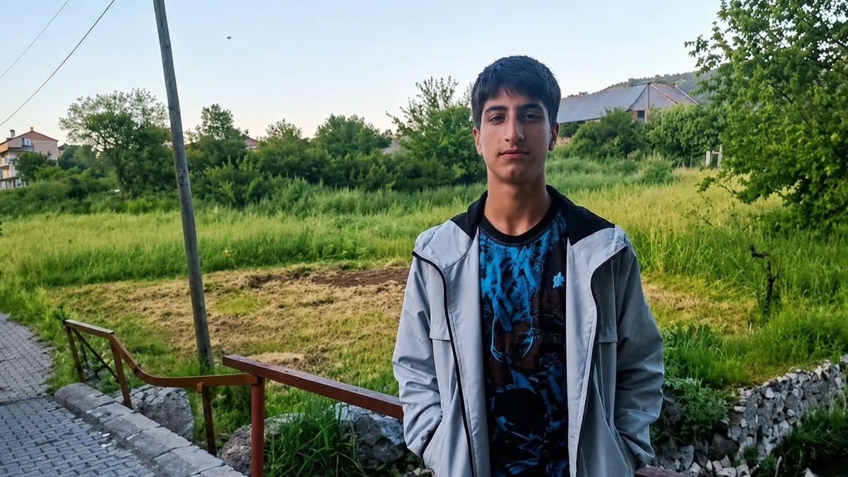 Bingöl Genç ilçesinde baraj göleti kıyısında ekiplerin çalışması