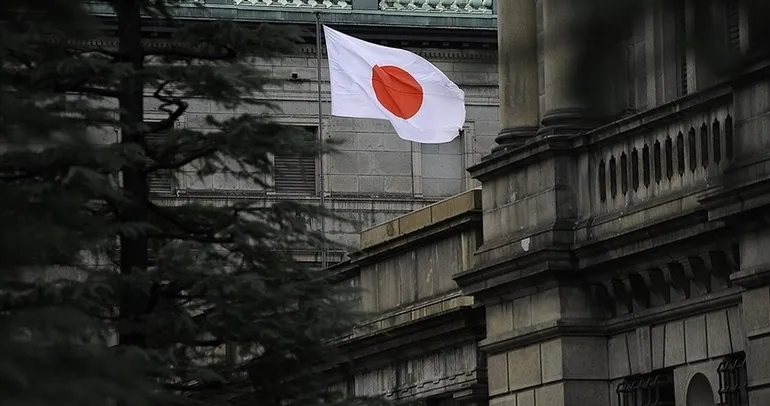 Japonya, faizleri sabit bıraktı