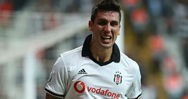 Beşiktaş'ta sakatlanan Enzo Roco antrenmana katılmadı