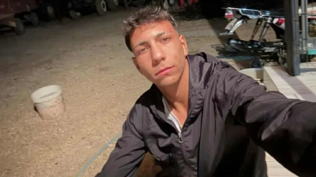 Adana’da motosiklet kafa kafaya çarpıştı: Sürücü 2 kuzen hayatını kaybetti! Adana’da motosiklet kafa kafaya çarpıştı: Sürücü 2 kuzen hayatını kaybetti!