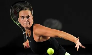 Swiatek, WTA Finalleri’nde son iki tenisçi arasına kaldı