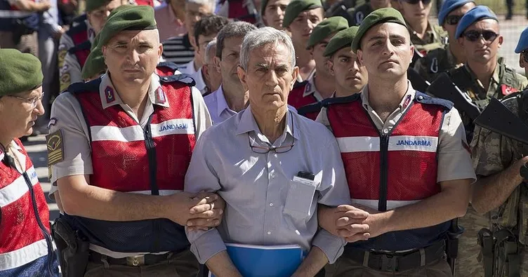 Akın Öztürk: Darbeyi dış destekli FETÖ yaptı