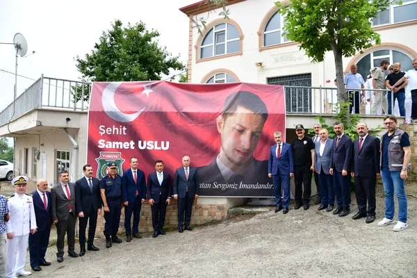 15-temmuz-sehidi-samet-uslu-kabri-basinda-dualarla-anildi-1752568761223.jpg