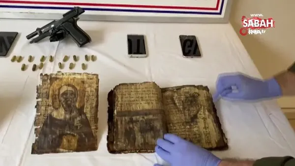 Böylesi görülmedi! Ceylan derisine yazılı 2 bin yıllık İncil ele geçirildi | Video