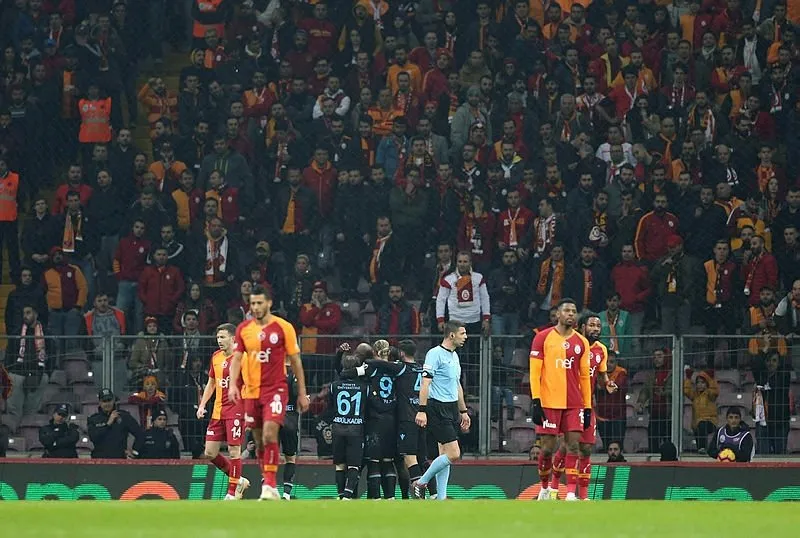 Mustafa Çulcu, Galatasaray-Trabzonspor maçında hakem Ümit ...
