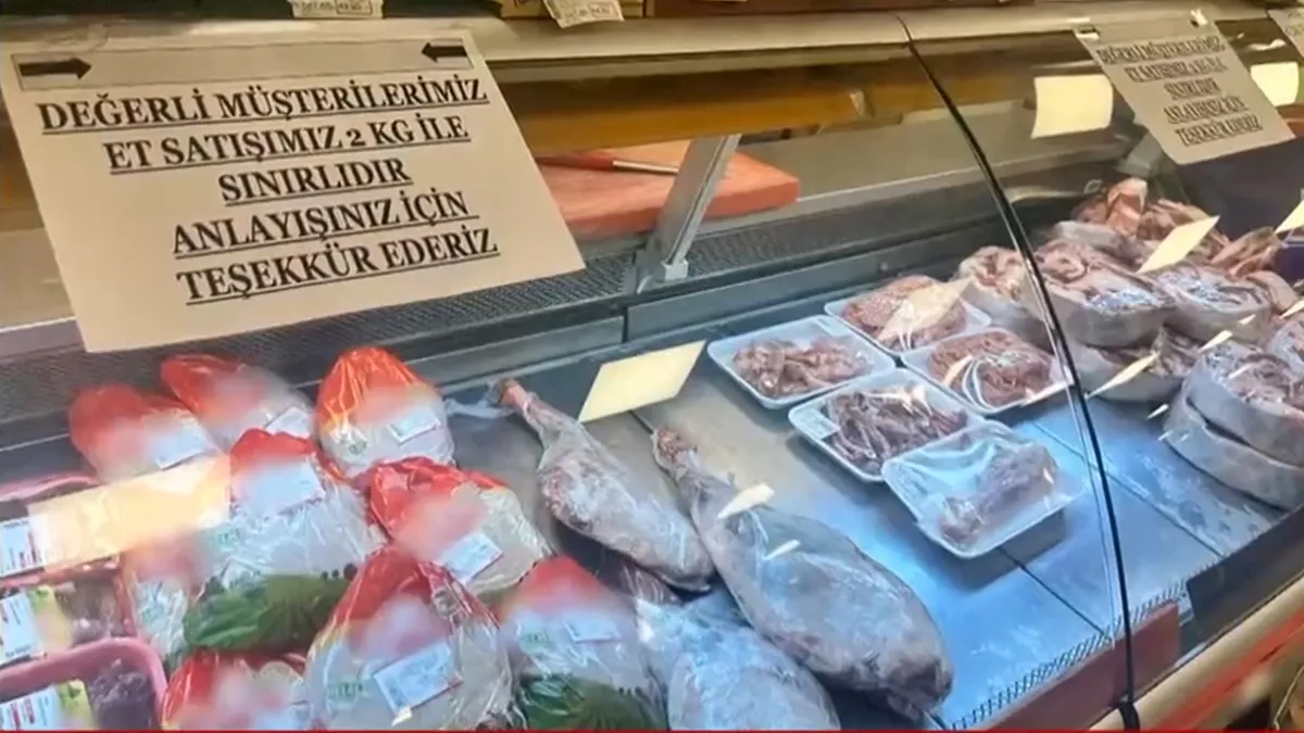 Kıyma 485, kuşbaşı 535 TL… Ramazan’da ‘fırsatçılar’ işbaşında! Vatandaşa ucuz et bırakmadılar Kıyma 485, kuşbaşı 535 TL… Ramazan’da ‘fırsatçılar’ işbaşında! Vatandaşa ucuz et bırakmadılar