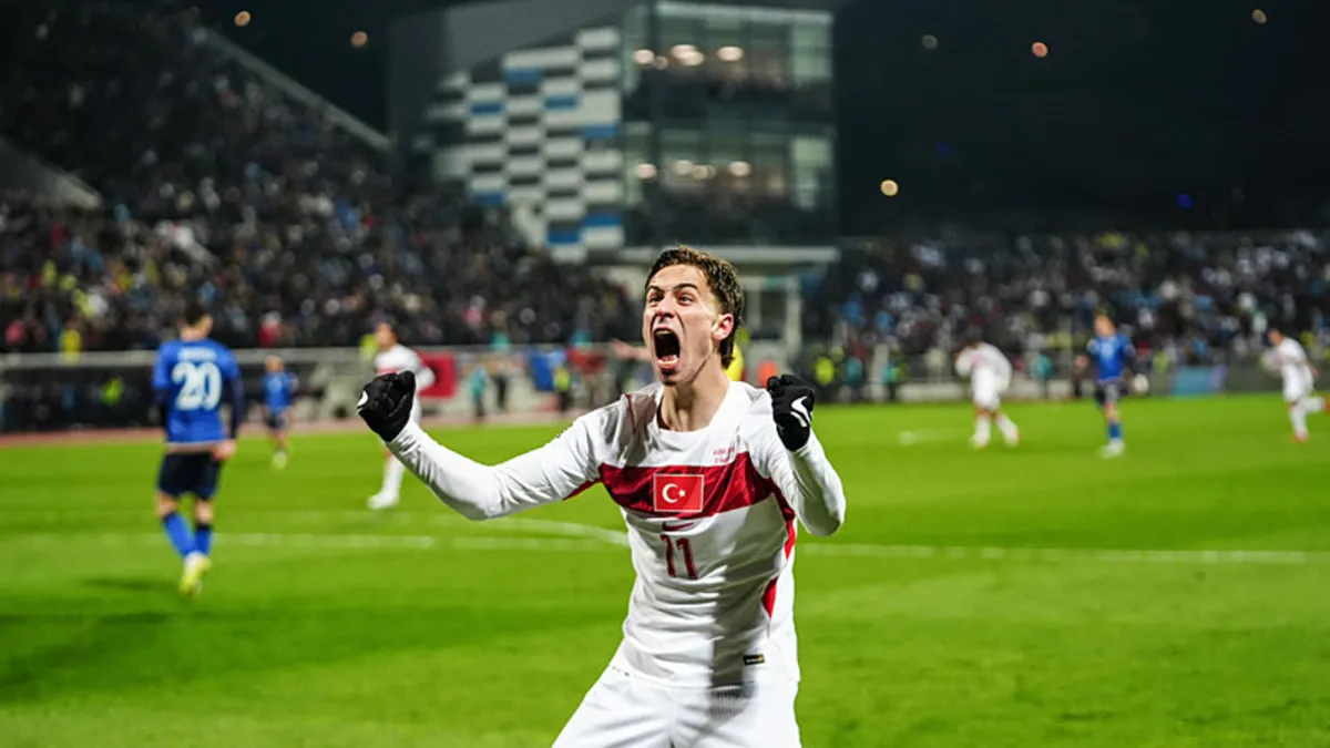 <img src="https://iasbh.tmgrup.com.tr/e49e13/1200/675/0/0/800/450?u=https://isbh.tmgrup.com.tr/sbh/2026/04/01/altay-bayindir-hedefimiz-dunya-kupasini-almak-1774995027156.jpeg" alt="Altay Bayındır: Hedefimiz Dünya Kupası’nı almak!" /><br />Milli futbolcu Altay Bayındır, Kosova maçının ardından açıklamalarda bulundu.<a href="https://www.sabah.com.tr/spor/futbol/2026/03/31/altay-bayindir-hedefimiz-dunya-kupasini-almak">Devamı için tıklayınız</a>2