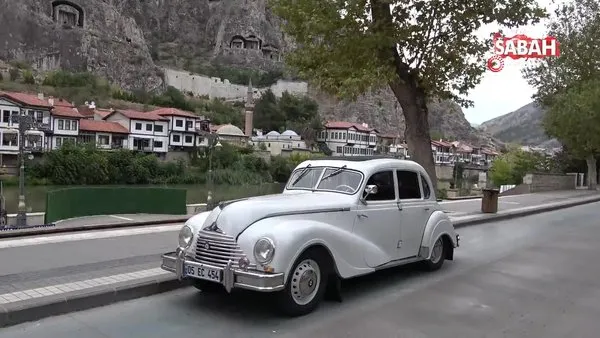 70 yıllık klasik otomobil görenleri hayran bırakıyor! Son gelen teklif 1,5 milyon lira | Video