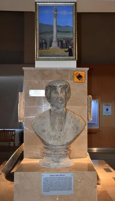 Osman Gazi'nin büstü büyük ilgi görüyor: Türkiye'nin ilk heykellerinden biri!