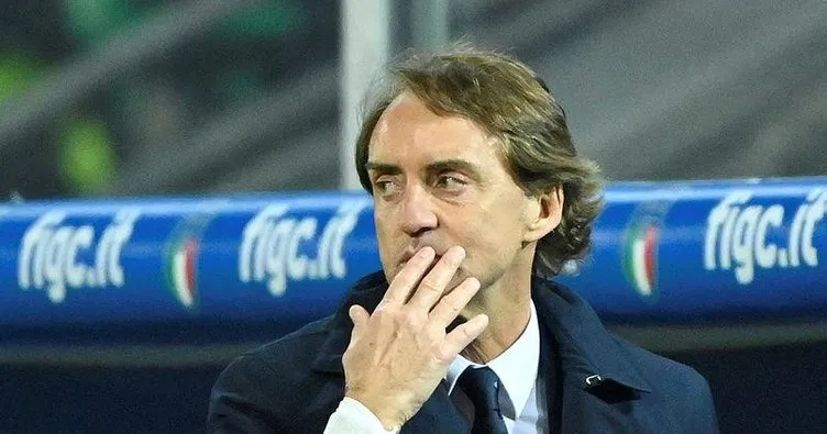 İtalya Milli Takım Teknik Direktörü Roberto Mancini düşünmek için zaman istedi