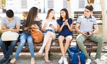 Z kuşağı internetle sosyalleşiyor