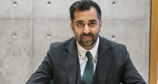 İskoçya Başbakanı Hamza Yusuf: Daha kaç çocuğun ölmesi gerekiyor?