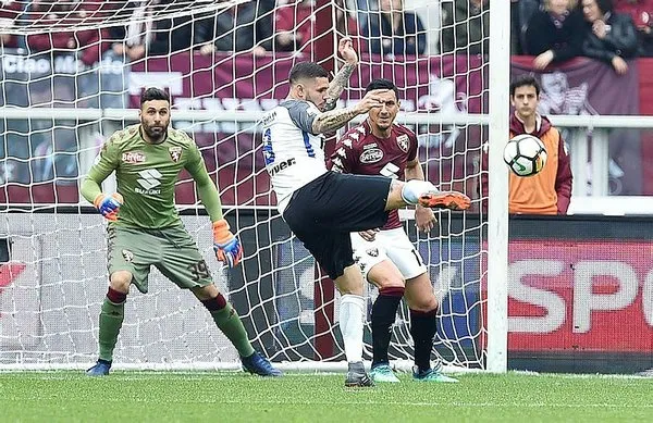 Antonio Candreva'dan dalak parçalayan şut!